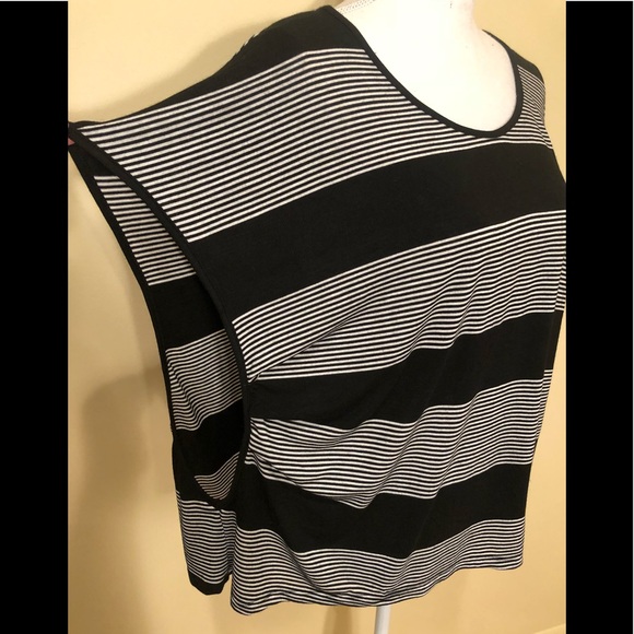 291 Venice Black and White Striped Tee Size 2 (M) - Picture 2 of 5